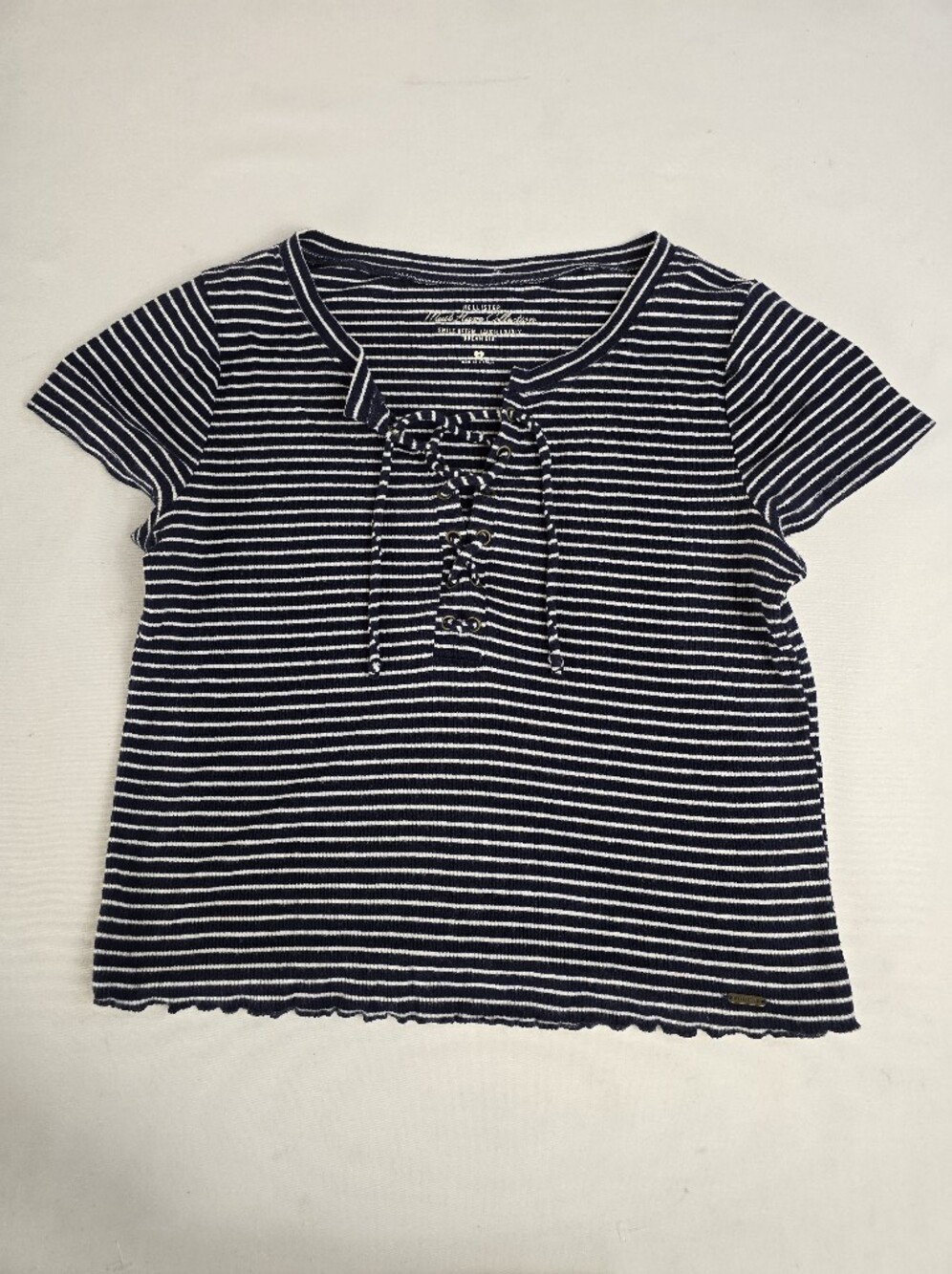 Hollister Must Have Collection Striped Crop Tee Lace Up Size M